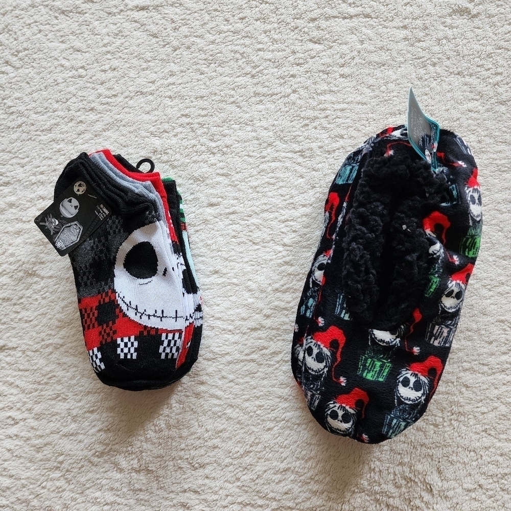 NWT women's Disney the Nightmare Before Christmas socks & slippers set, one size